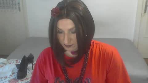 Snapshot of jellena87 chatting on June 2026 05:15:01 PM Jellena online show from June 2026 05:15:01 PM