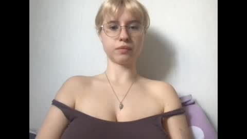 Snapshot of jelly_gum chatting on May 2026 05:57:02 AM Inna online show from May 2026 05:57:02 AM