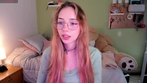 Jelly  online show from May 2026 11:09:01 PM
