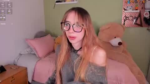 Snapshot of jelly_w5 chatting on July 2026 01:52:01 AM Jelly online show from July 2026 01:52:01 AM