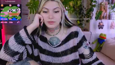 Snapshot of jelyaa chatting on September 2025 03:46:02 PM Jelya online show from September 2025 03:46:02 PM