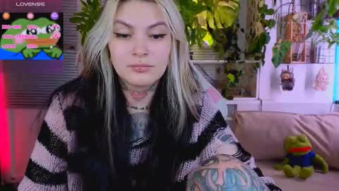 Snapshot of jelyaa chatting on September 2025 03:13:02 PM Jelya online show from September 2025 03:13:02 PM