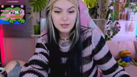 Snapshot of jelyaa chatting on September 2025 04:21:02 PM Jelya online show from September 2025 04:21:02 PM