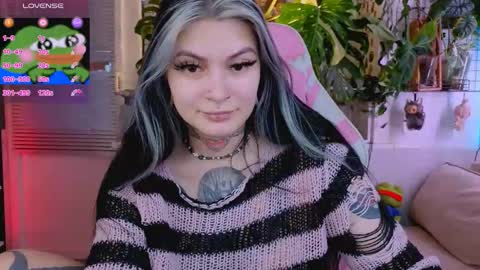 Snapshot of jelyaa chatting on November 2025 12:27:01 PM Jelya online show from November 2025 12:27:01 PM