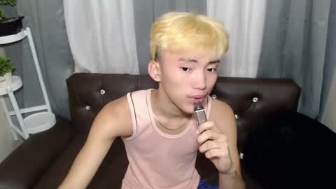 jemart_urnaughtboy online show from June 2026 03:04:01 AM