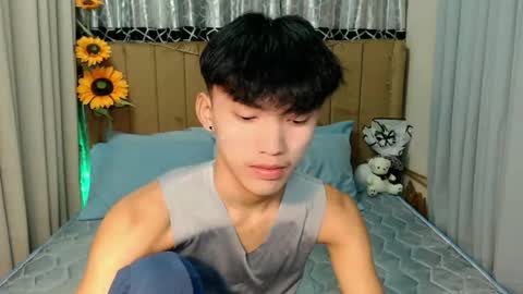 jemart_urnaughtboy online show from June 2026 11:44:01 AM