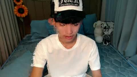 jemart_urnaughtboy online show from July 2026 12:42:02 PM
