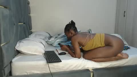 Snapshot of jemimaaam chatting on November 2025 03:34:01 AM Jemmi online show from November 2025 03:34:01 AM