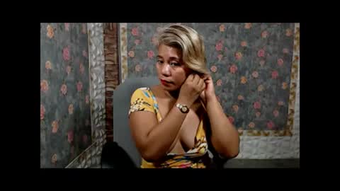 Snapshot of jemm36 chatting on December 2024 10:43:01 PM Jem online show from December 2024 10:43:01 PM