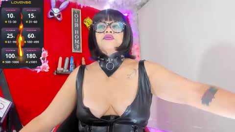 jena_derbo online show from October 2025 10:38:01 AM