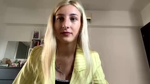 Joani online show from July 2026 03:26:01 PM