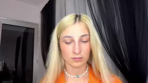 Joani online show from July 2026 07:39:01 PM