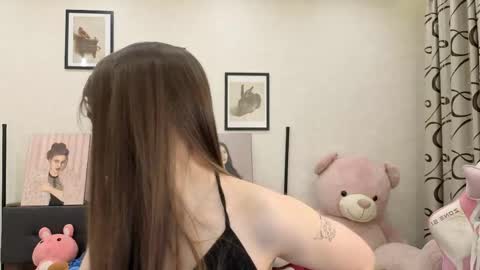 Dolly online show from April 2026 05:30:01 PM