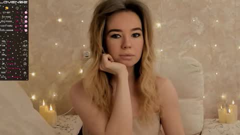 EvaSileZ online show from December 2025 05:13:01 AM