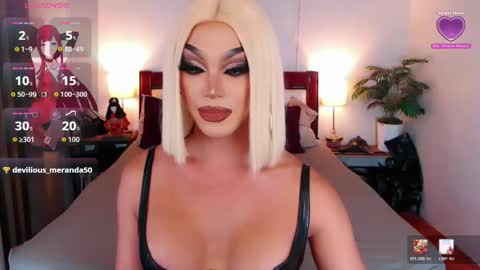 Queen Jenifer online show from April 2026 04:52:02 AM