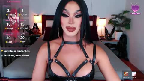 Queen Jenifer online show from April 2026 08:29:02 PM