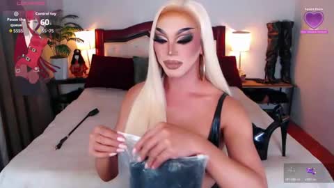 Queen Jenifer online show from June 2026 10:47:02 PM