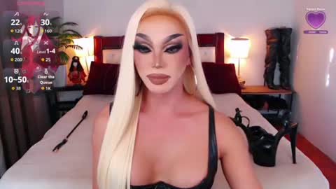 Queen Jenifer online show from June 2026 11:08:02 PM