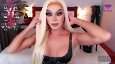 Queen Jenifer online show from June 2026 02:20:02 AM