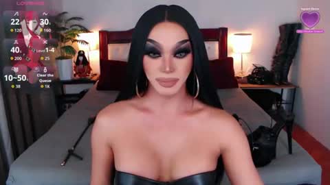 Queen Jenifer online show from July 2026 01:43:01 AM