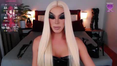 Queen Jenifer online show from July 2026 03:53:02 AM