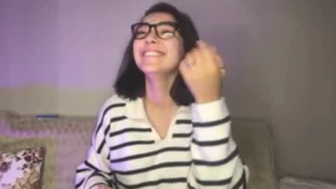 Snapshot of jenifersimon chatting on October 2025 08:17:01 PM Jenifer online show from October 2025 08:17:01 PM