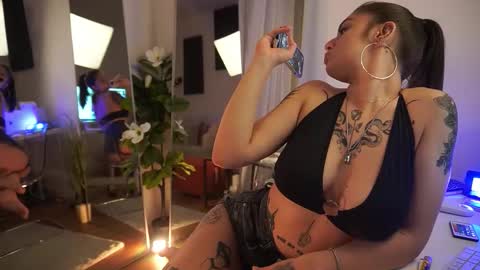 jeniffer_foxx online show from September 2025 04:58:02 AM