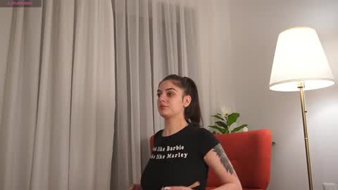 jeniffer_foxx online show from November 2025 04:56:01 AM