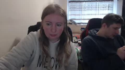 JenisAndPeter online show from November 2025 06:56:01 AM