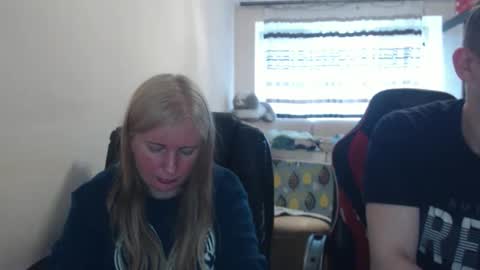 JenisAndPeter online show from April 2026 05:10:02 PM