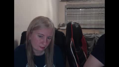 JenisAndPeter online show from April 2026 05:41:02 PM