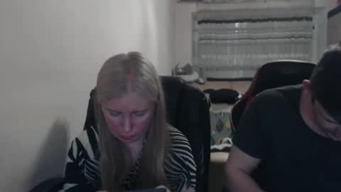 JenisAndPeter online show from May 2026 07:41:02 PM