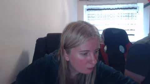 JenisAndPeter online show from May 2026 05:32:01 PM