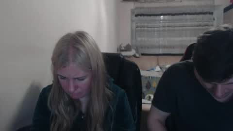 JenisAndPeter online show from May 2026 07:42:02 PM