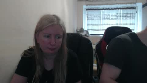 JenisAndPeter online show from May 2026 04:18:02 AM