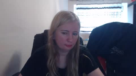 JenisAndPeter online show from May 2026 05:02:02 AM