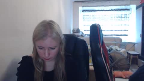 JenisAndPeter online show from May 2026 05:25:02 AM
