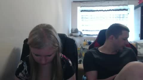 JenisAndPeter online show from May 2026 08:11:01 AM