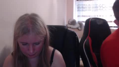 JenisAndPeter online show from June 2026 05:28:02 PM