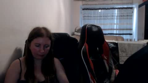 JenisAndPeter online show from July 2026 05:51:02 PM