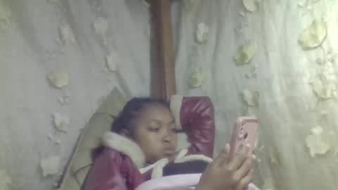 jenisca123 online show from October 2025 06:18:01 PM