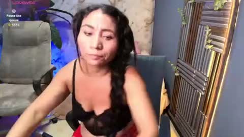 Valentina online show from June 2026 07:05:01 PM