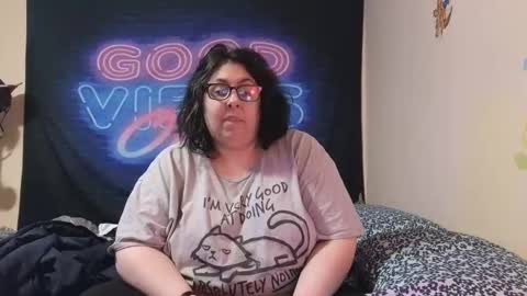 Snapshot of jennabrady chatting on February 2026 11:16:02 PM Dragon Queen. Be my Dragon -- and online show from February 2026 11:16:02 PM