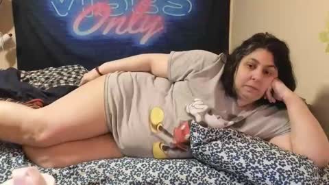 Snapshot of jennabrady chatting on March 2026 12:05:01 AM Dragon Queen. Be my Dragon -- and online show from March 2026 12:05:01 AM