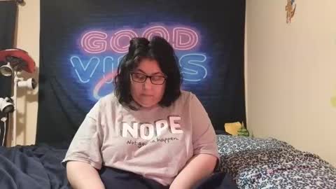 Snapshot of jennabrady chatting on March 2026 03:02:01 AM Dragon Queen. Be my Dragon -- and online show from March 2026 03:02:01 AM