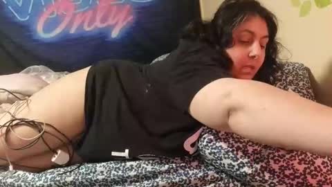 Snapshot of jennabrady chatting on April 2026 08:44:01 PM Dragon Queen. Be my Dragon -- and online show from April 2026 08:44:01 PM