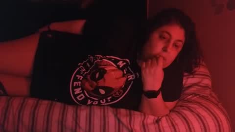 Snapshot of jennabrady chatting on May 2026 09:50:01 AM Dragon Queen. Be my Dragon -- and online show from May 2026 09:50:01 AM