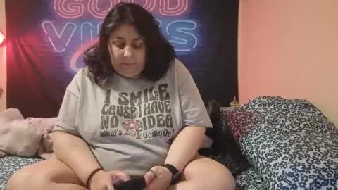 Snapshot of jennabrady chatting on May 2026 06:02:01 PM Dragon Queen. Be my Dragon -- and online show from May 2026 06:02:01 PM