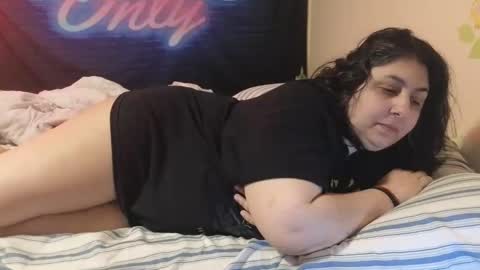 Snapshot of jennabrady chatting on May 2026 10:29:01 PM Dragon Queen. Be my Dragon -- and online show from May 2026 10:29:01 PM