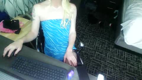 Jenna Cross online show from December 2024 03:47:02 AM